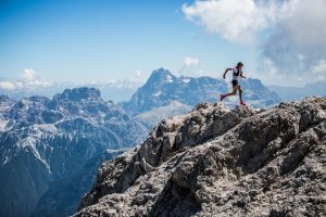 7 Hill Running Experts Share Their #1 Tips On How To Run Hills // Long Run Living