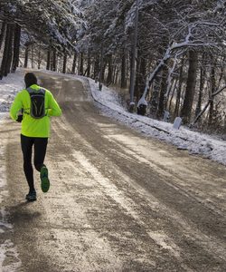 8 Winter Ultramarathon Tips For Running In The Cold // Long Run Living
